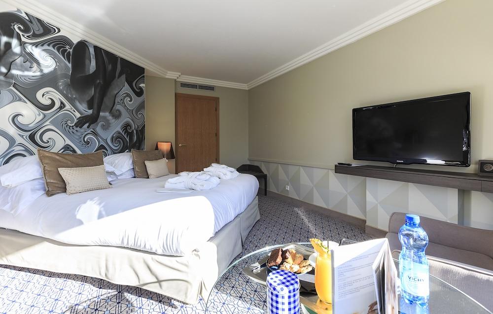 Hotel Célestins 5*